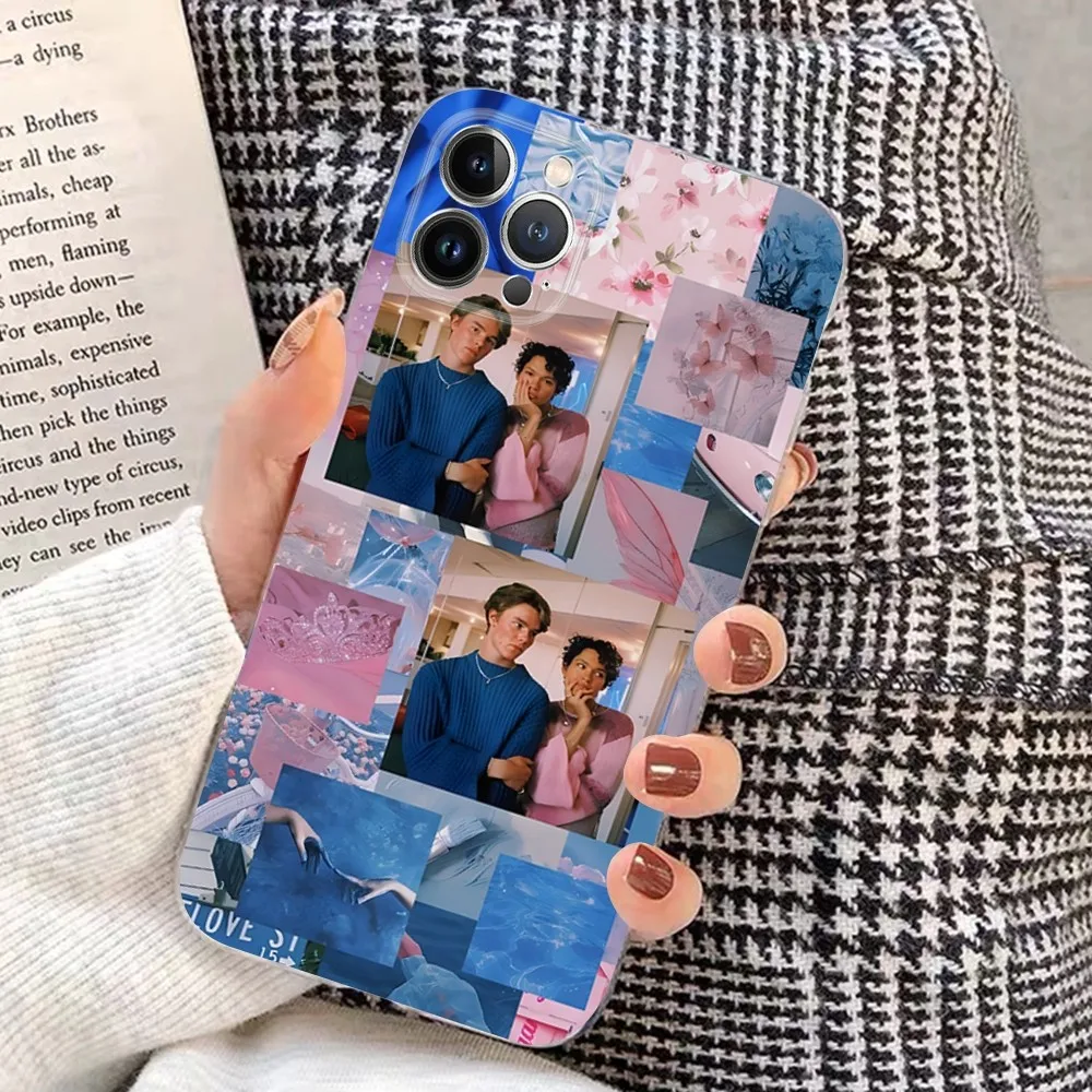 Young Royals TV Show Phone Case For iPhone 15 XR X XS Max 14 13 Pro Max 11 12 Mini 6 7 8 plus SE 2020 Printing Cover