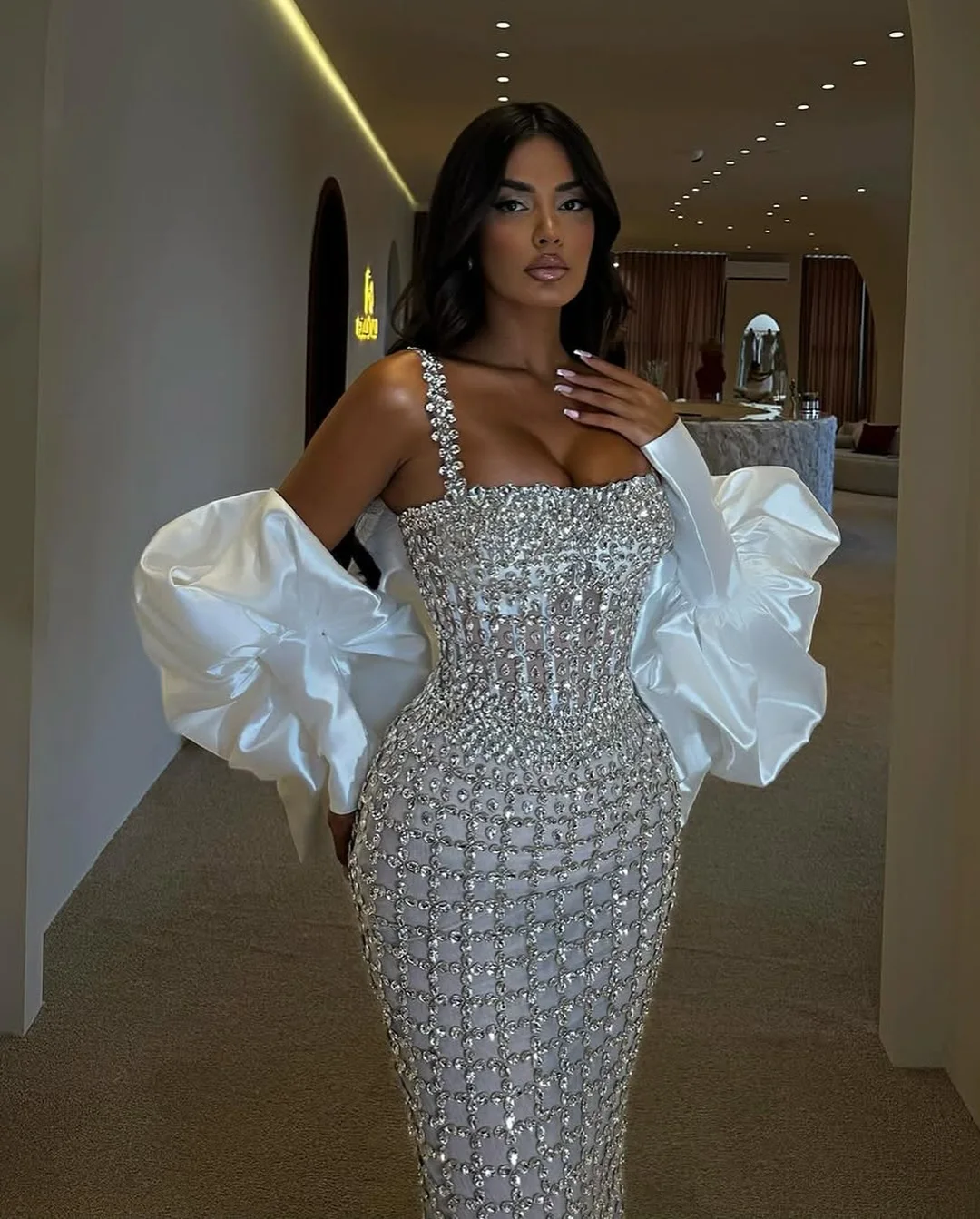 SWEMILE Luxe Diamond Sling Avondjurken Hand-naai Volledige Kristallen Kralen Spaghetti Zeemeermin Prom Dress Aangepaste Jurken