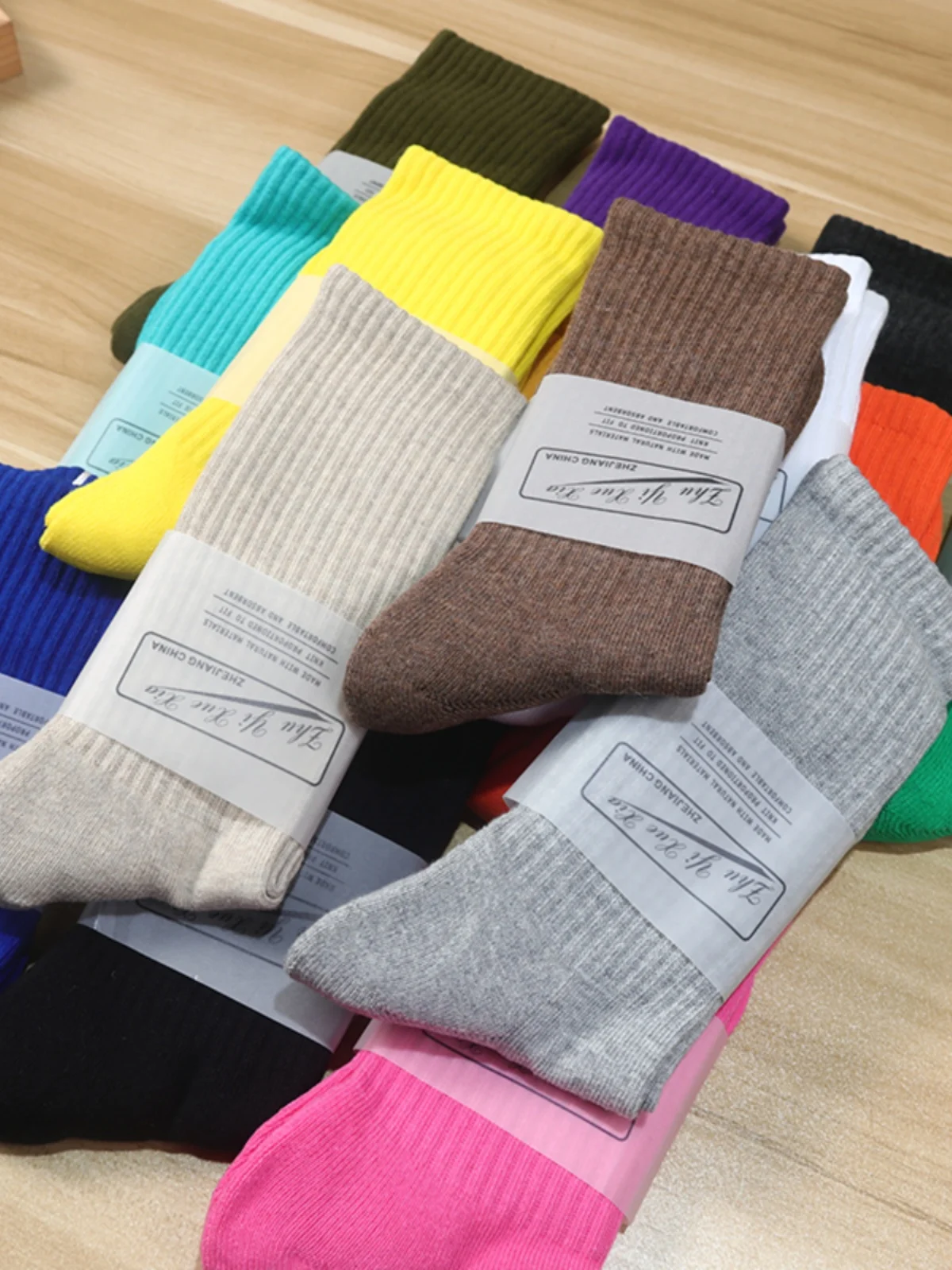 

Rainbow Candy Colored Couple Style Men's Mid-Calf Socks Towel Bottom Thick Warm Home Socks Autumn Winter Island Nation Socks