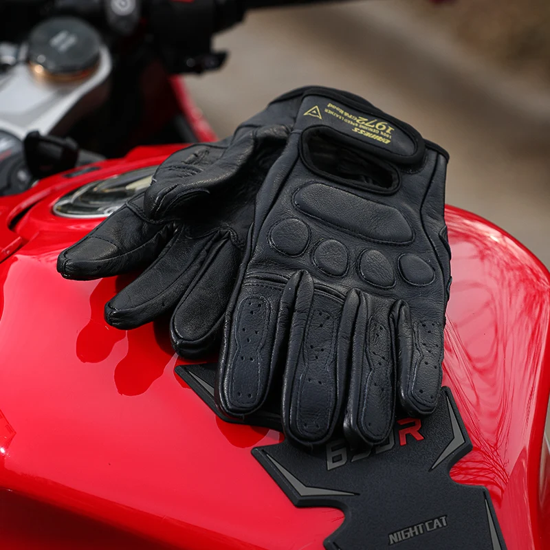 Motorcycle gloves, male driver, vintage motorcycle driver, anti slip and durable touch screen fitness leather cowhide gloves