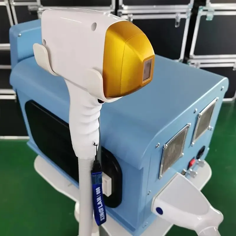 2025 ليزر ديود لإزالة الشعر بطول موجي 755 808 1064 ليزر / 3 موجات 755 نانومتر 808 نانومتر 1064 نانومتر آلة إزالة الشعر بالليزر ديود