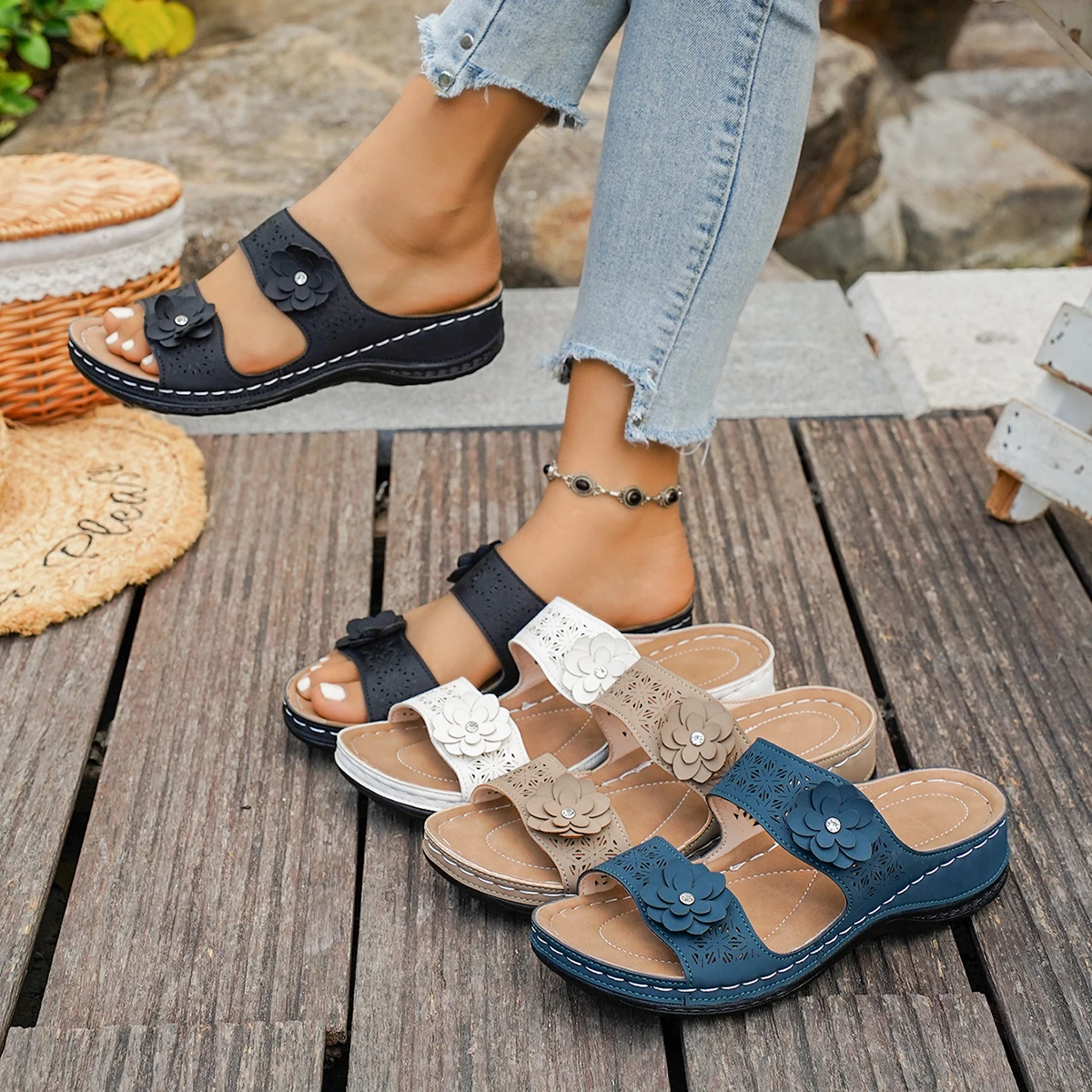2026 New Women Slippers Summer Fashion Retro Solid Color Slippers Comfortable Round Toe Wedges Sandals Casual Lightweight Shoes_voghion.com