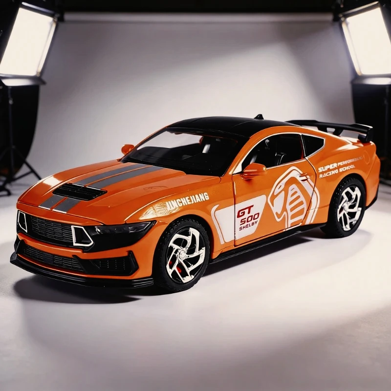 

Модель спортивного автомобиля Mustang Cobra GT500 из сплава, масштаб 1:32, с функцией отката, игрушка-украшение, подарок