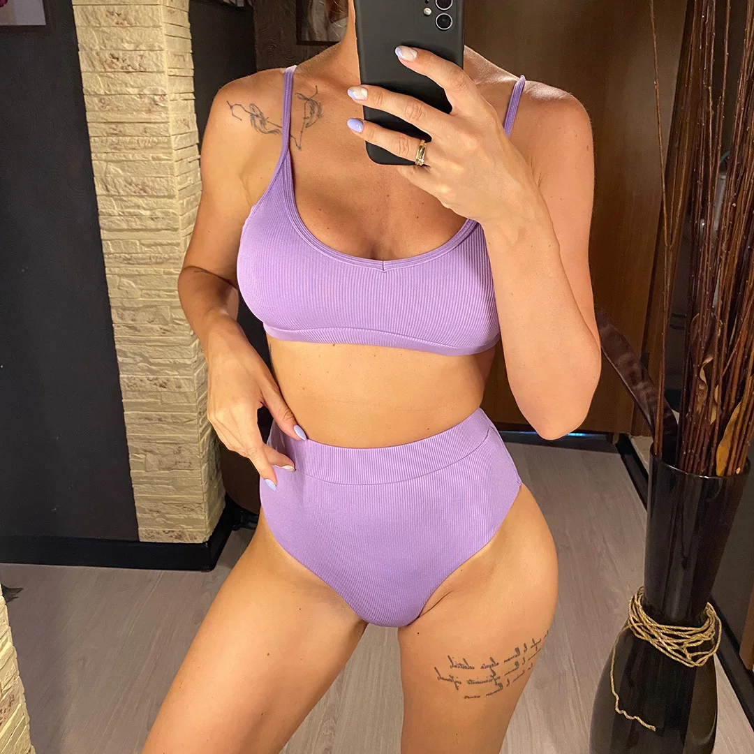 Neuer, gerippter, gepolsterter Bikini mit hoher Taille in 4 Farben, Damen-Badeanzug, zweiteiliges Bikini-Set, Badebekleidung, Badeanzug, Modell V3768. – Detail 2