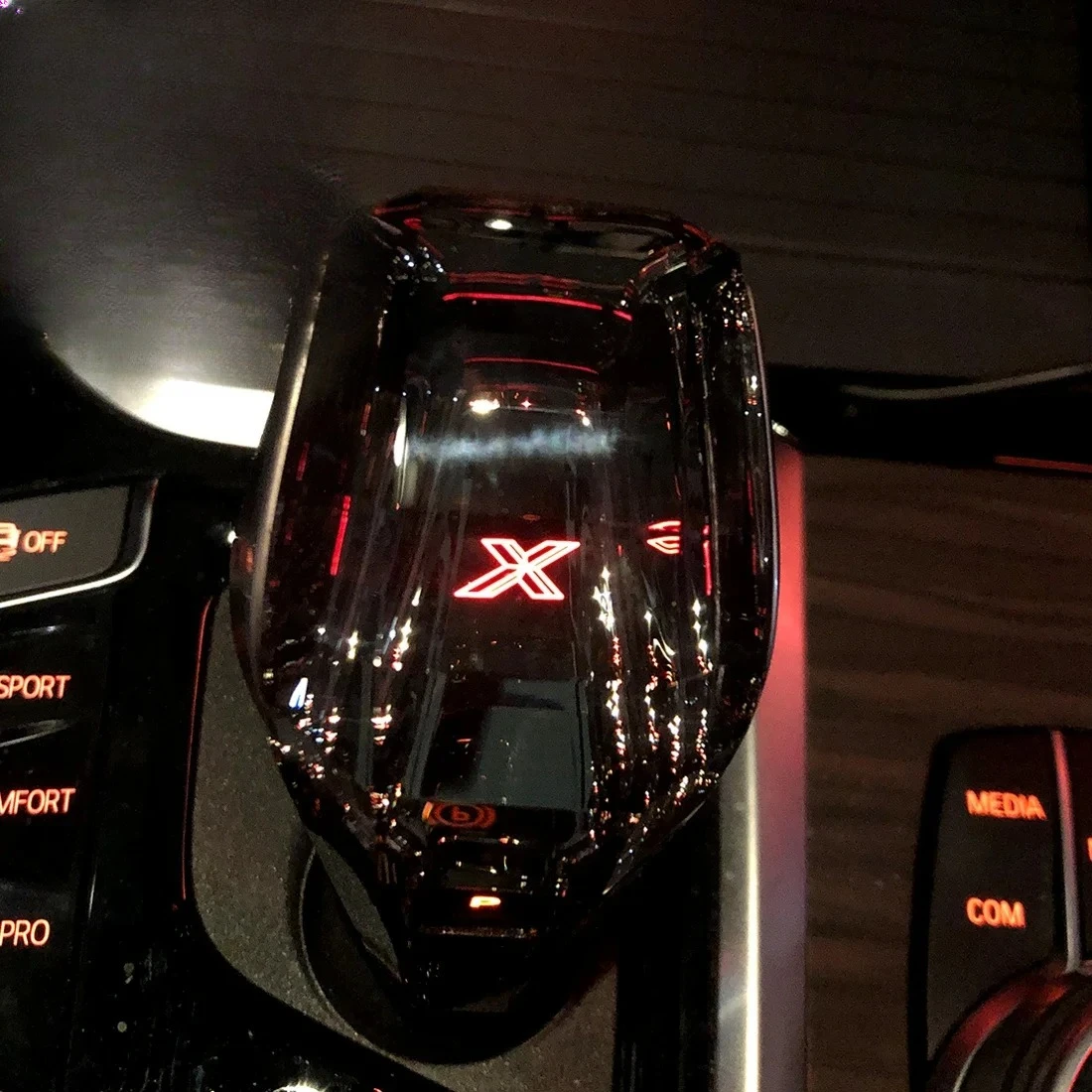 

Install Color Changing LED Crystal Gear Shift Knob For BMW 1 2 3 4 5 6 7 Series X3 X4 X5 X6 Z4