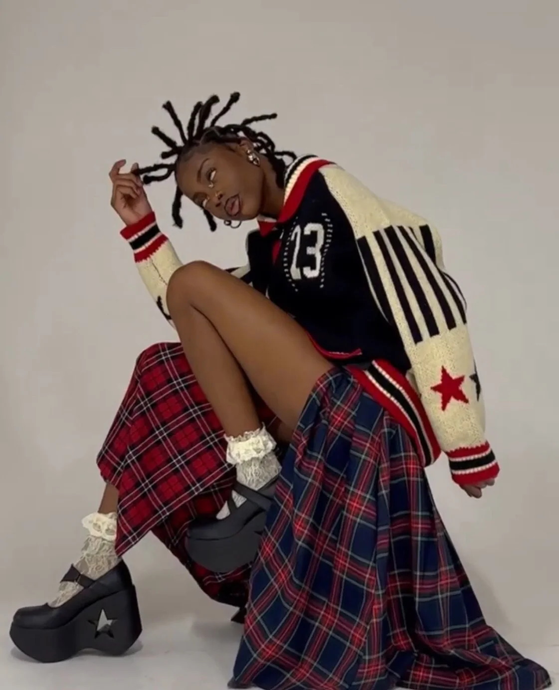 IAMUBABA Londyńska Krata Długa Spódnica Sexy Dziewczyna Pasek w Talii Łączona Spódnica z Rozcięciem Spódnica z Wysokim Stanem w Kształcie Litery A Spódnica z Falbanami Vintage Sle