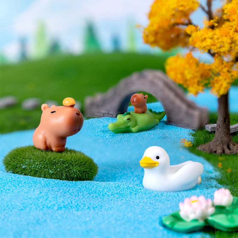 Miniature Cartoon Capybara Model Figurine Desk Garden Landscape Ornament Resin Craft Home Office Decor Car Desktop Decor Gifts