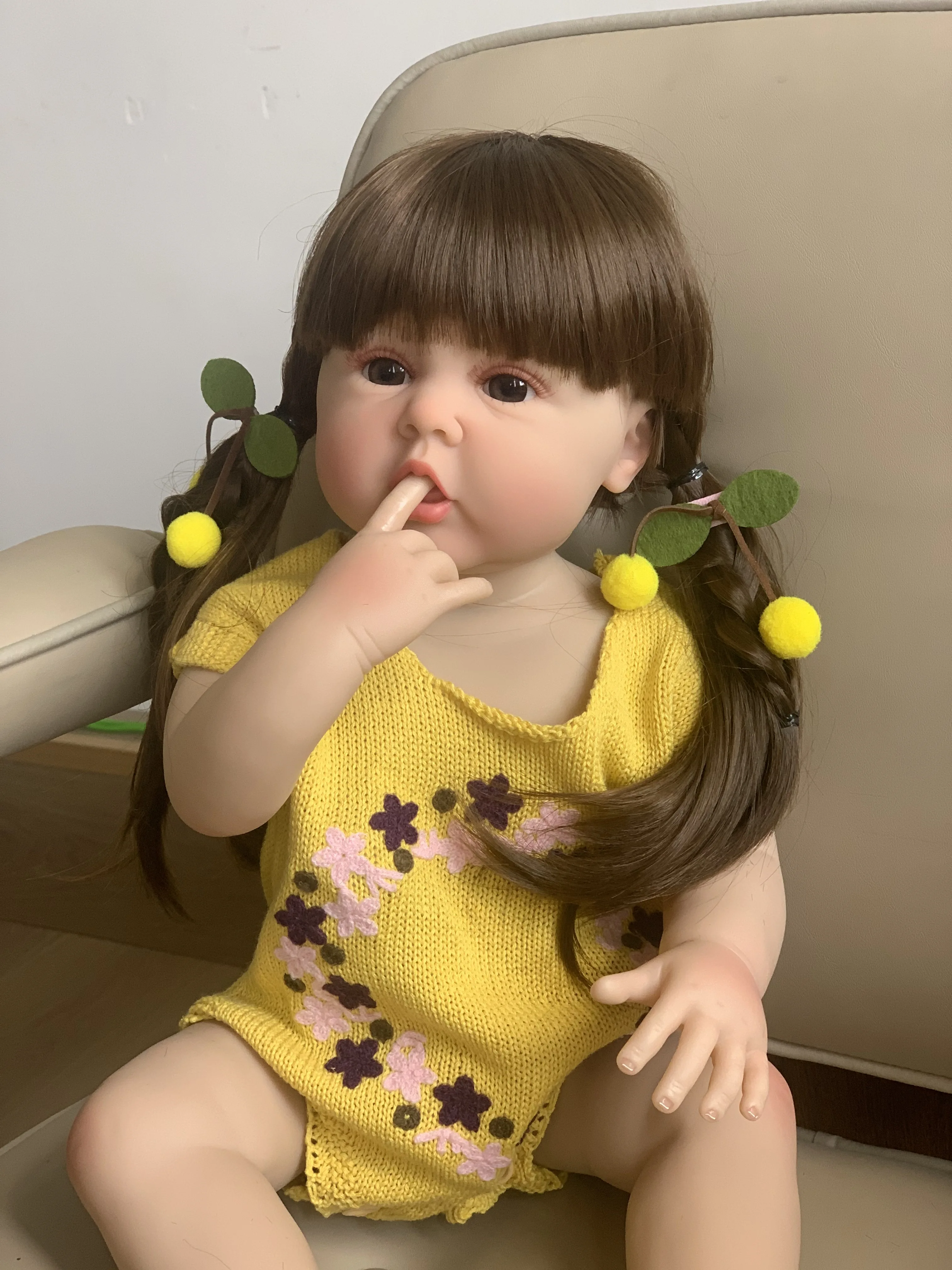 Brown Long Hair Lifelike Lovely Reborn Baby Girl Doll Toy Full Silicone Body 55 CM 22 Inch Realistic Princess Toddler  Bebe