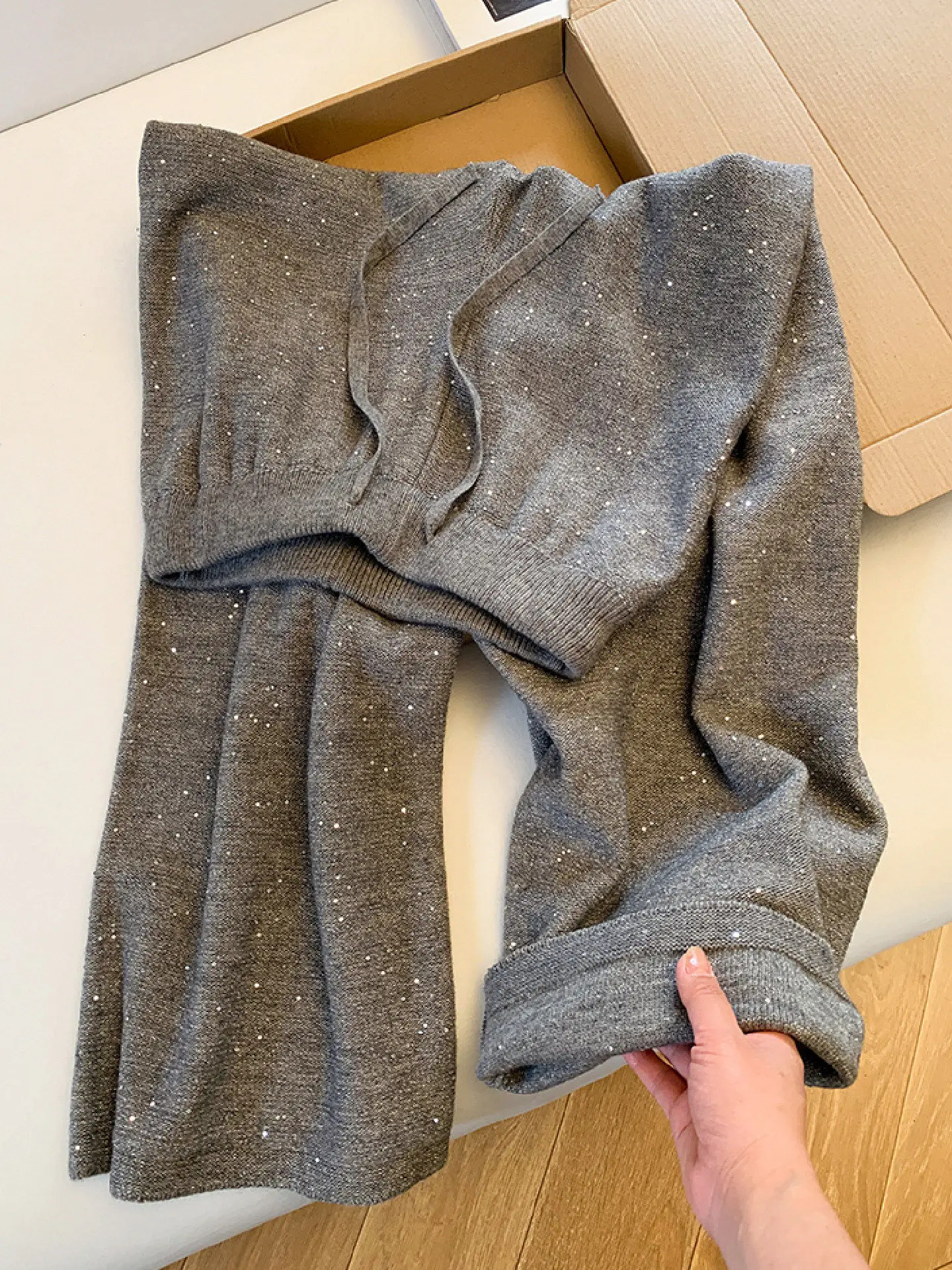 

Серые блестящие вязаные широкие брюки для женщин, осенне-зимние, свободного кроя, с высокой талией, удобные, мягкие, повседневные брюки в корейском стиле