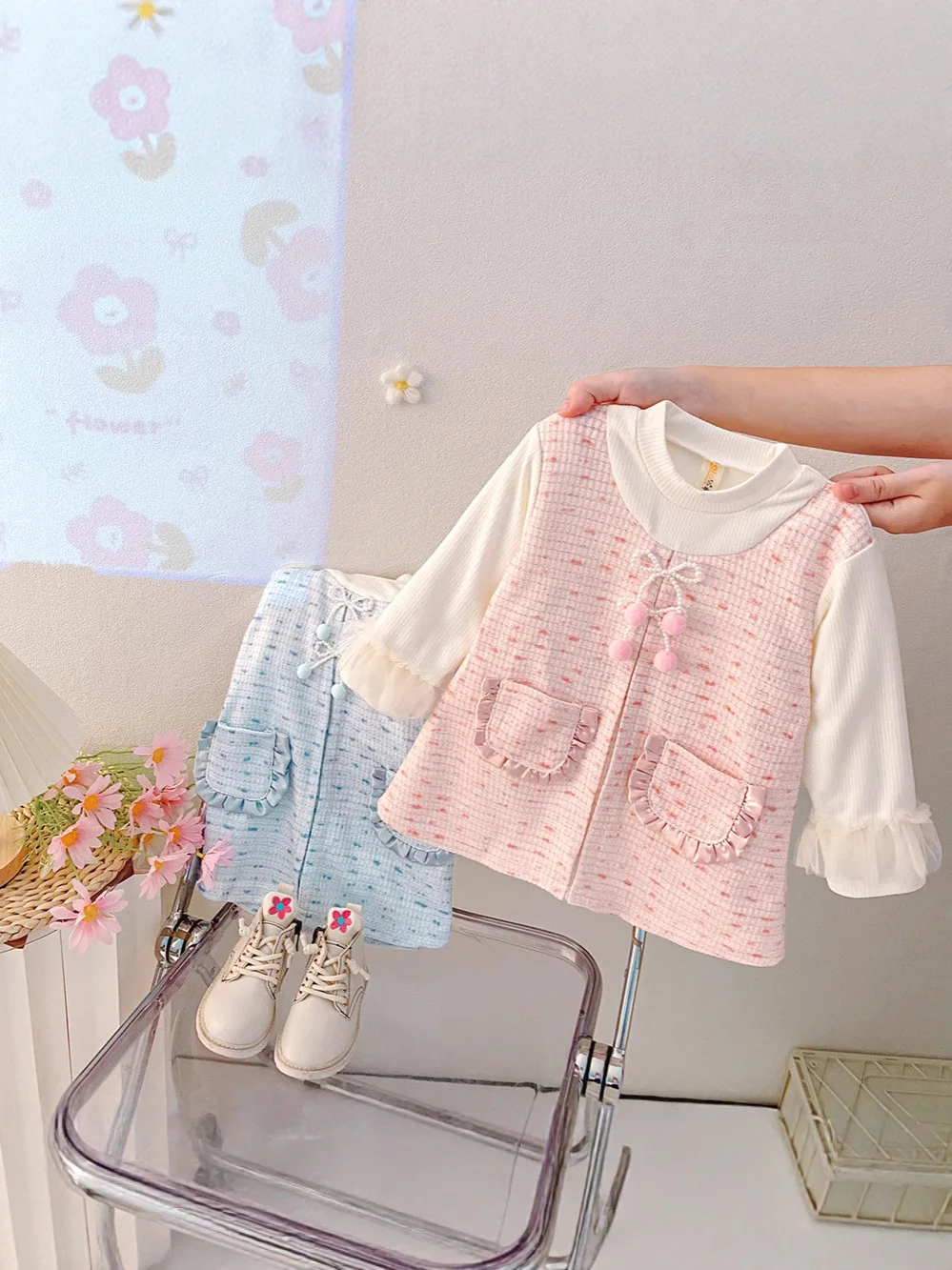 

2025 Korean New Autumn Dress 0-3Y Newborn Baby Girls Clothes Fake 2Pcs Tweed Dress Pom Pom and Pocket Detail Princess Outfit