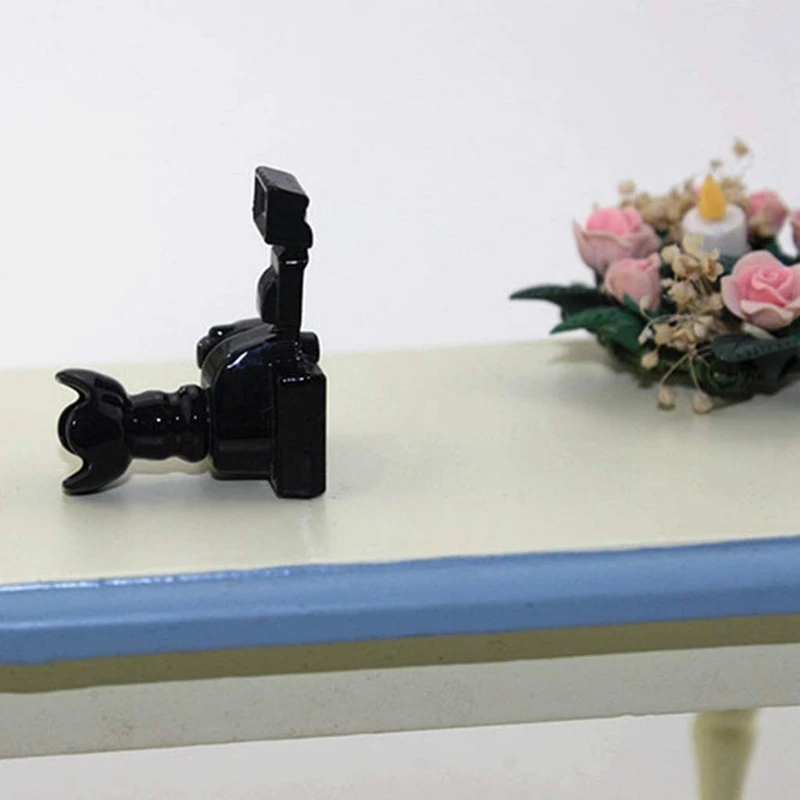 L67A Miniature Toy Model Scene Doll House Accessories Mini SLR Camera Scene Work