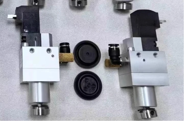 

Paper Racket Cylinder EM-20-4-P-SA (MRO 80.94K13-16B7), SA237147 Negotiation