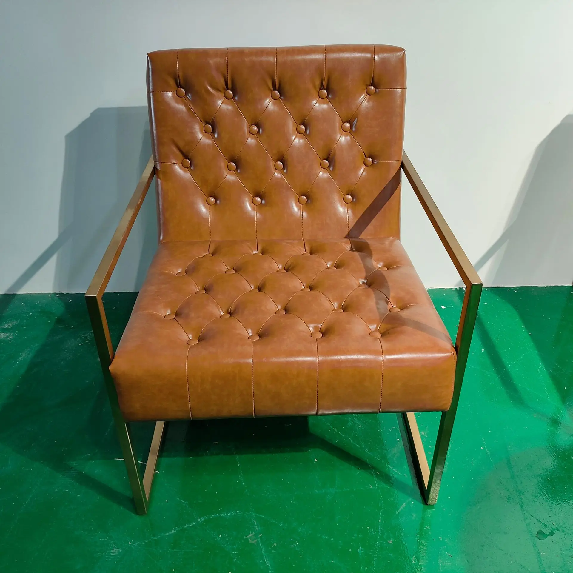 Upholstered restaurant chair commercial back chair Internet celebrity wrought iron retro desk cafe shop armrest chair