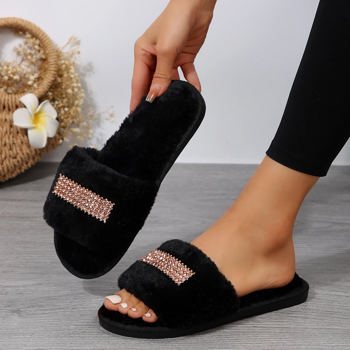 Thick Fluffy Fur Slippers Women 2024 New Winter House Warm Furry Slippers Women Flip Flops Home Slides Flat Indoor Floor Shoes