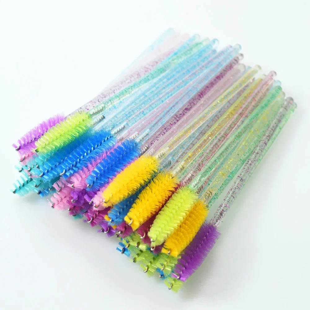 Brosse à cils pinceaux de maquillage 50pcs applicateur de Mascara jetable individuel peigne baguette pinceaux de maquillage de cils outils 6 couleurs