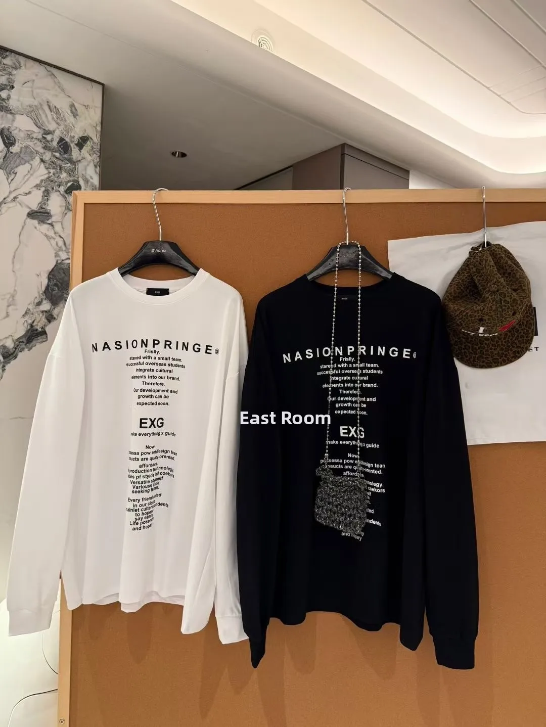 

Dongda Gate, осенняя новинка, корейская простая круглая футболка с буквенным принтом Ne Long Sve, женская свободная футболка Lazy INS Moisture ng