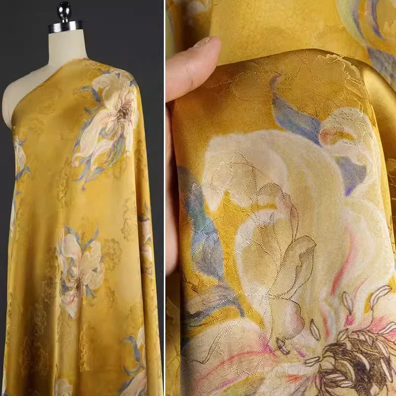 

Yellow Jacquard Cloth Lily Flower Fragrance Cloud Yarn Flower Luo Chinese Style Coat Top Cheongsam Silk Smooth Breathable Fabric