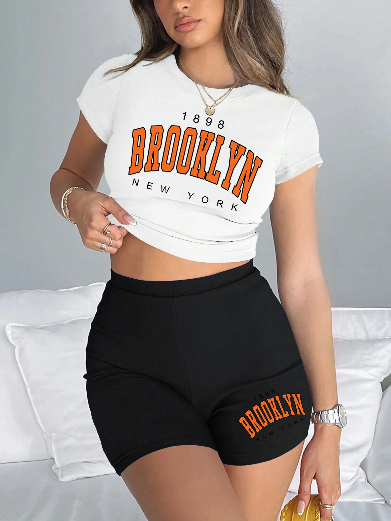 1898 Brooklyn Letter Print Womens Slim T-Shirts & Shorts Two Pieces Set Crop Tops Fashion Soft Comfortable Casual Clothes New