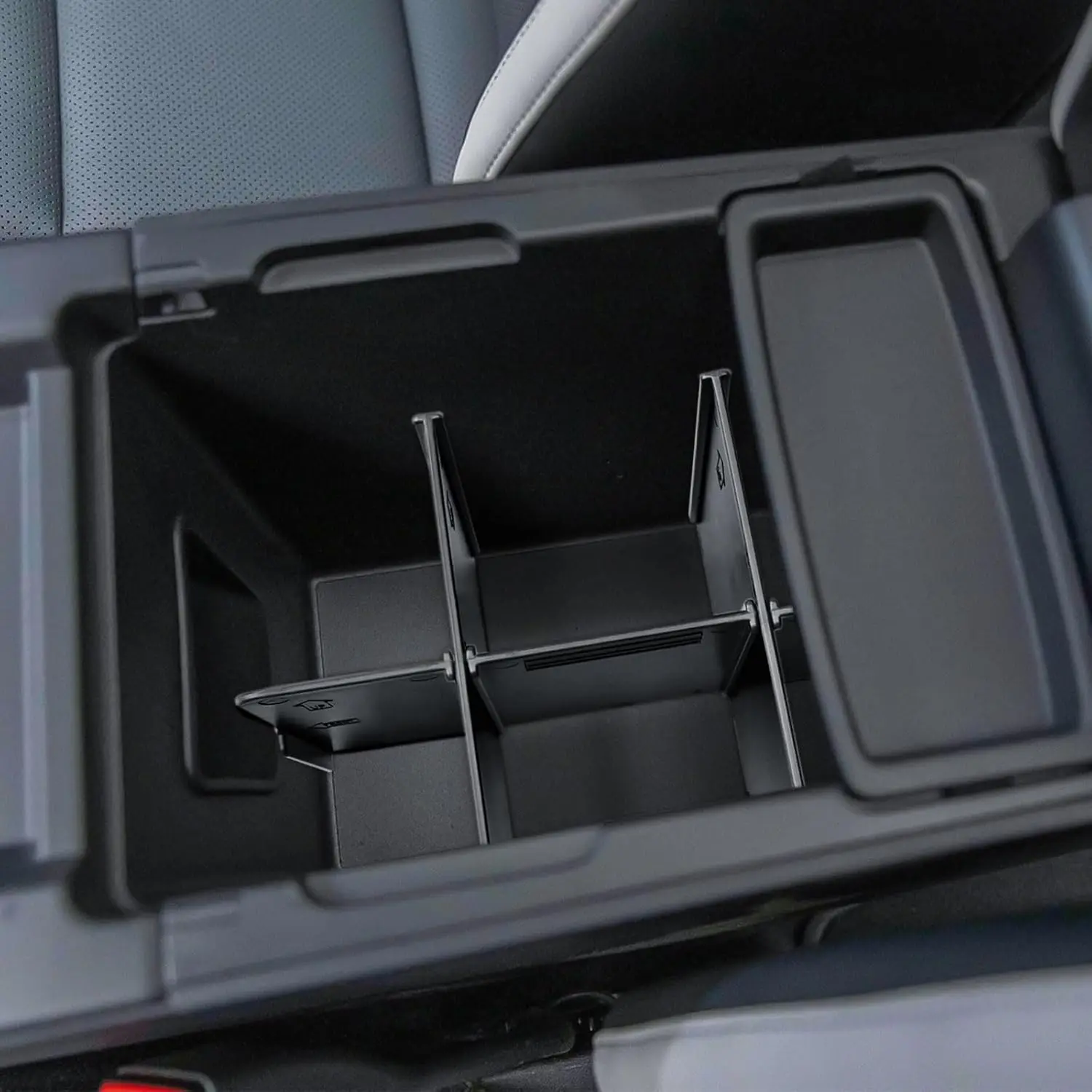 

RUNROAD Center Console Organizer For 2024 2025 Honda Prologue EV Interior Accessorie Compartment Armrest Storage Car Dividers