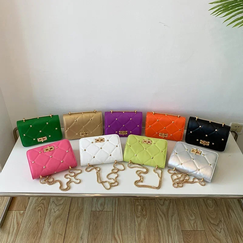 Women New Fashion Chain Crossbody Shoulder Small Square Bag Clutch Purse Luxury Design Brand