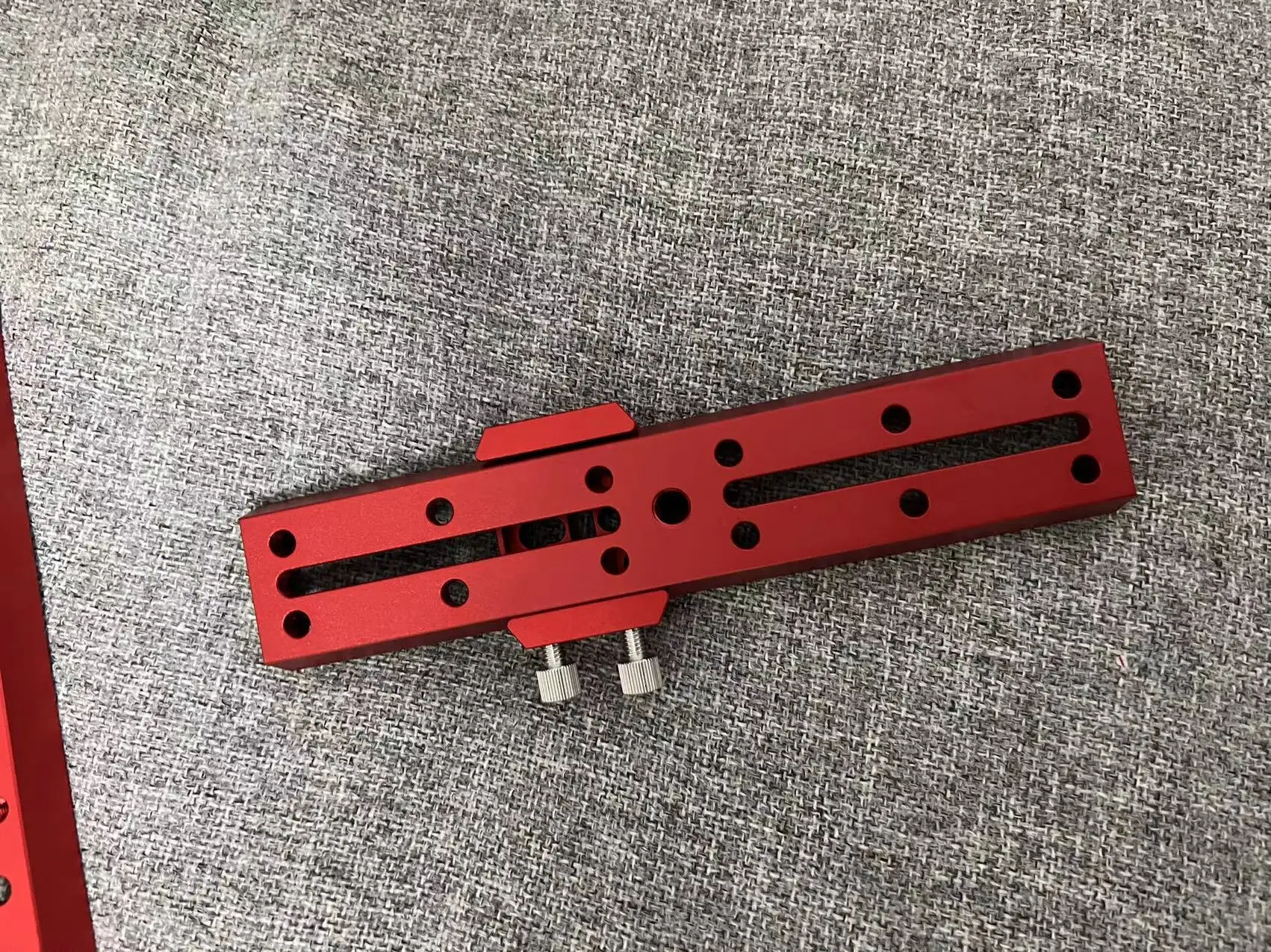 Red Dovetail Slot/Plate Fixing Finder Pedestal Telescope Mount Dovetail Jig Telescope Mount Dovetail Strap Vixen Telescope