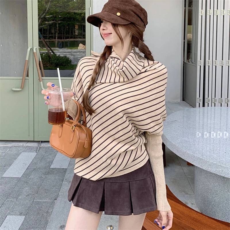

2026 Trendy Korean Design Striped Neck Batwing Sleeve Long Sleeve Knitted Sweater Loose Fit Women's Top New Arrival Bohemian