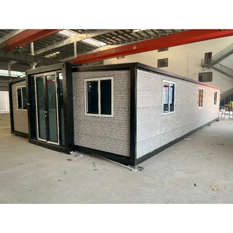 YG Customized Expandable Container Villa 40ft 2025 New Design Prefab House With Full Bathroom Granny Flat House Foldable Pod