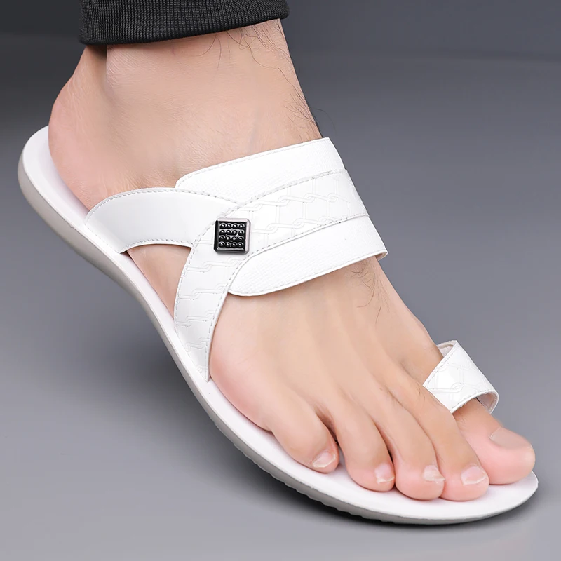 

Men's Summer Embossed Toe Loop Slide Sandals, Anti-Slip Soft Sole Casual Slippers with Metal Ornament-DH5122