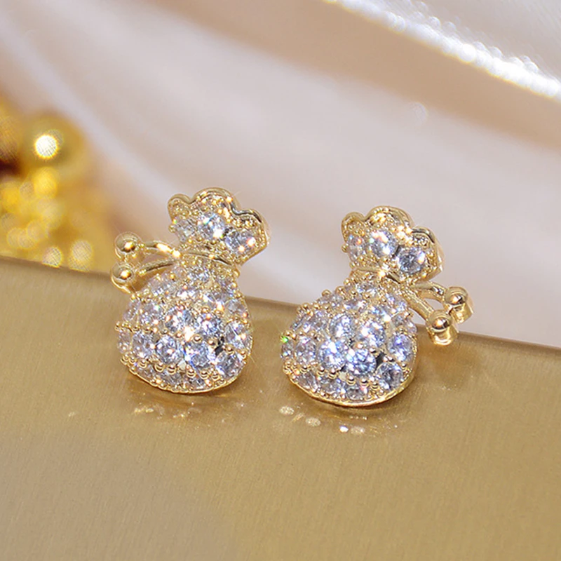 

Korean Simple Sweet Powder Bag Earrings Zircon Inlaid 2023 New Young Luxury Earrings Elegant Ladies Jewelry Accessories