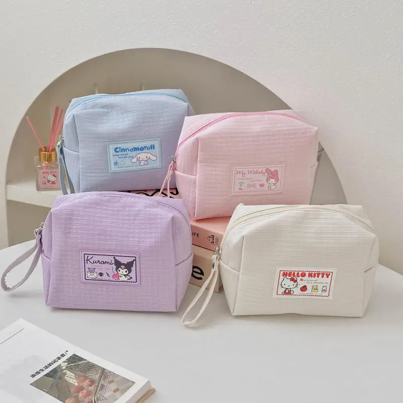 Lindo dibujo animado Kawaii Sanrioed Kuromi My Melody Cinnamoroll Hello Kitty bolsa octogonal bolsa de maquillaje portátil de gran capacidad Mini bolsa