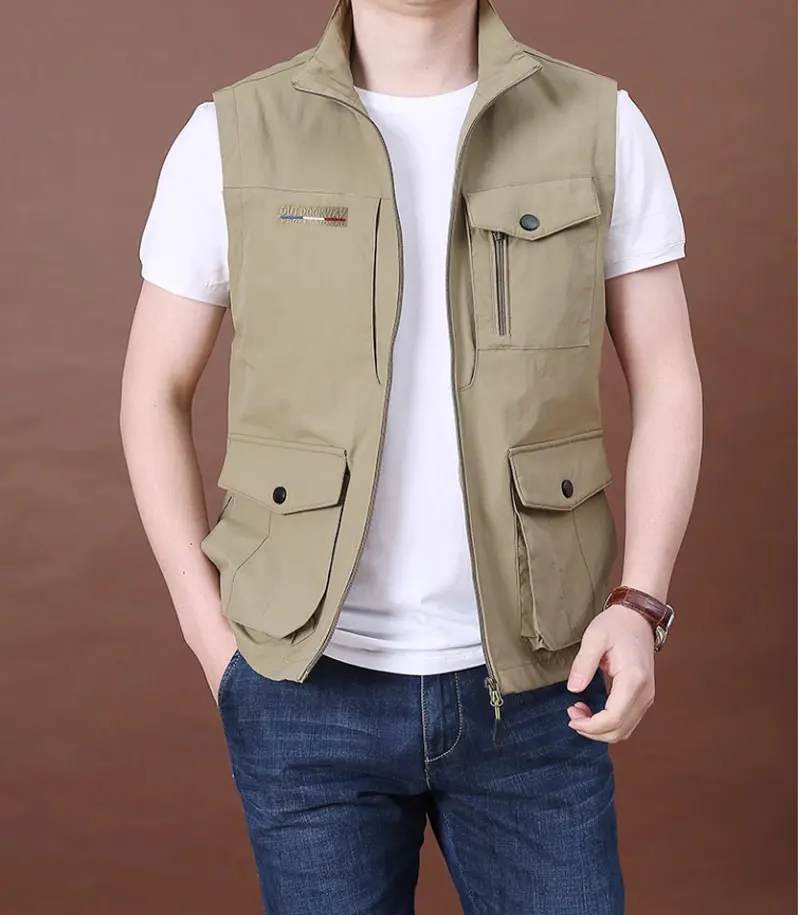 Popular autumn and winter outdoor travel must wear stand collar big vest men in the elderly multi-pocket zipper design vest coat