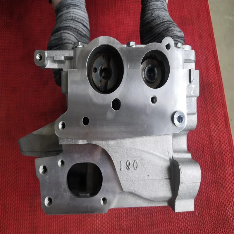 Complete Cylinder Head for Engine Cylinder Head Assembly 908726