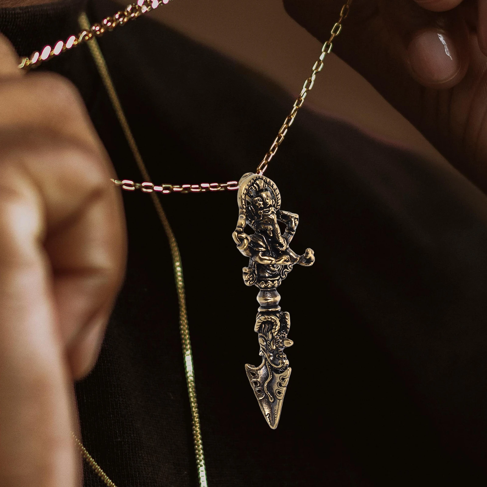 

Brass Dharma Ornament Tibetan Vajra Pestle Figurine Pendant Item Phurpa Decorative Buddhism Necklace Charm