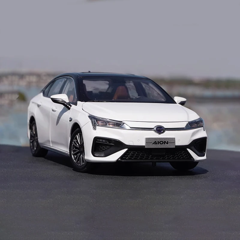 

Diecast 1:18 Scale AION A26 Sedan Alloy Car Model Finished Product Simulation Toy Collection Static Model Ornament