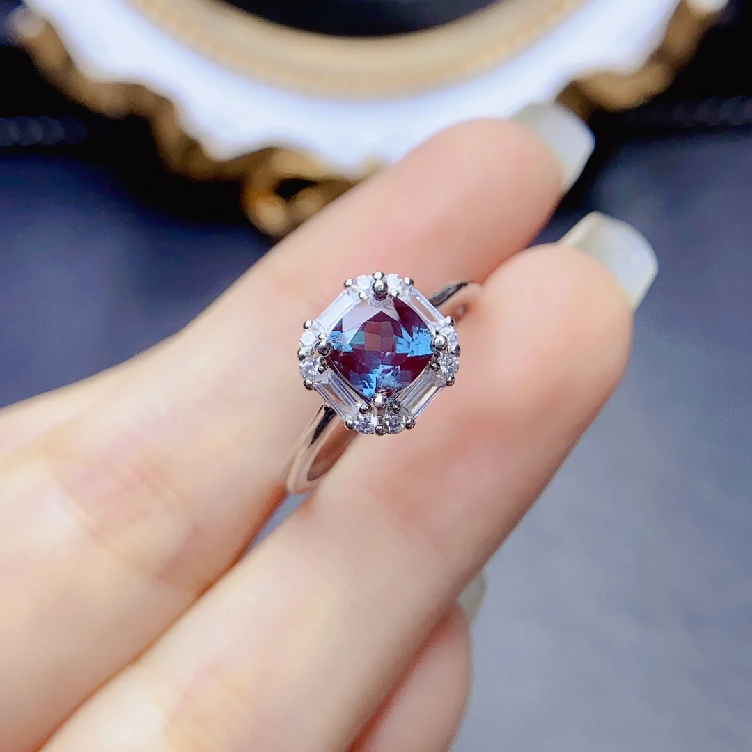 Vintage Style Color Change Alexandrite Solid 925 Sterling Silver Ring June Birthstone Alexandrite Halo Engagement Ring