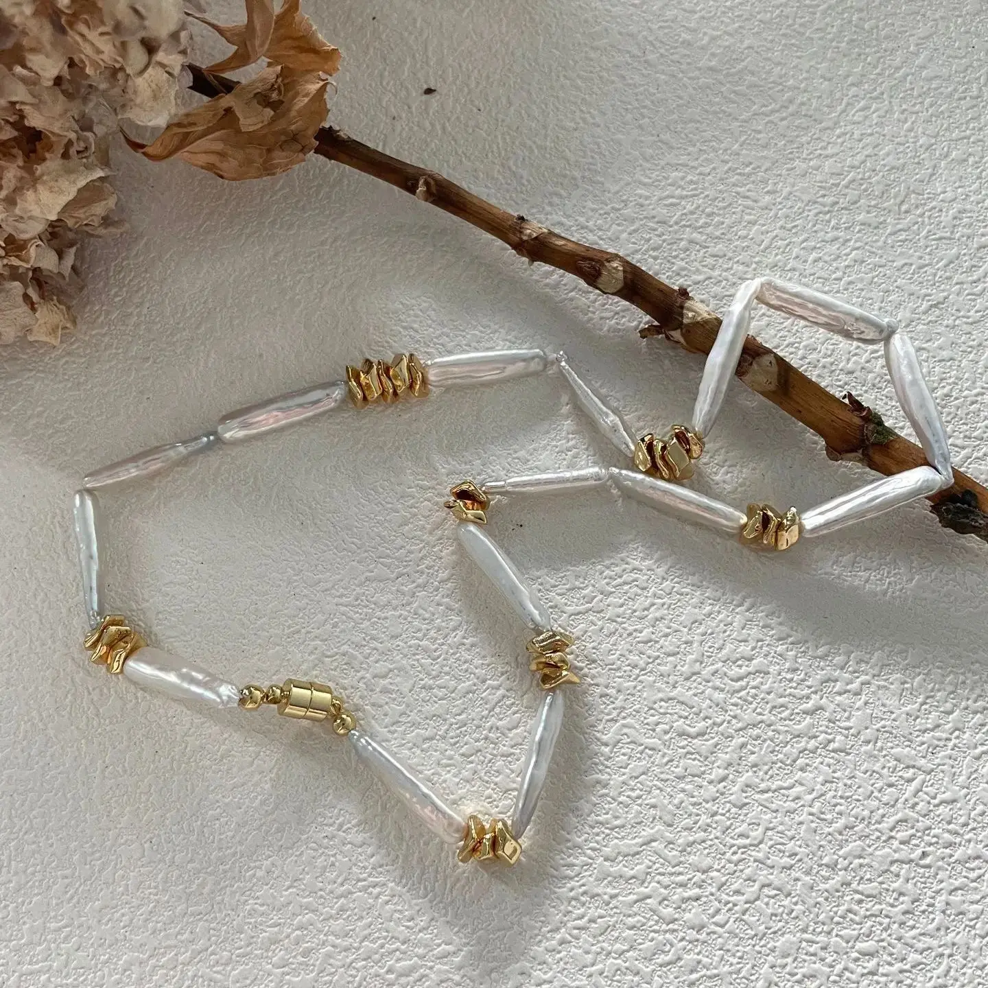 

Baroque Shape Pearl Necklace Natural Freshwater Pearls 14k Gold Filled Beads & Magnetic Clasp Fashion Jewelry Gifts For Ladies