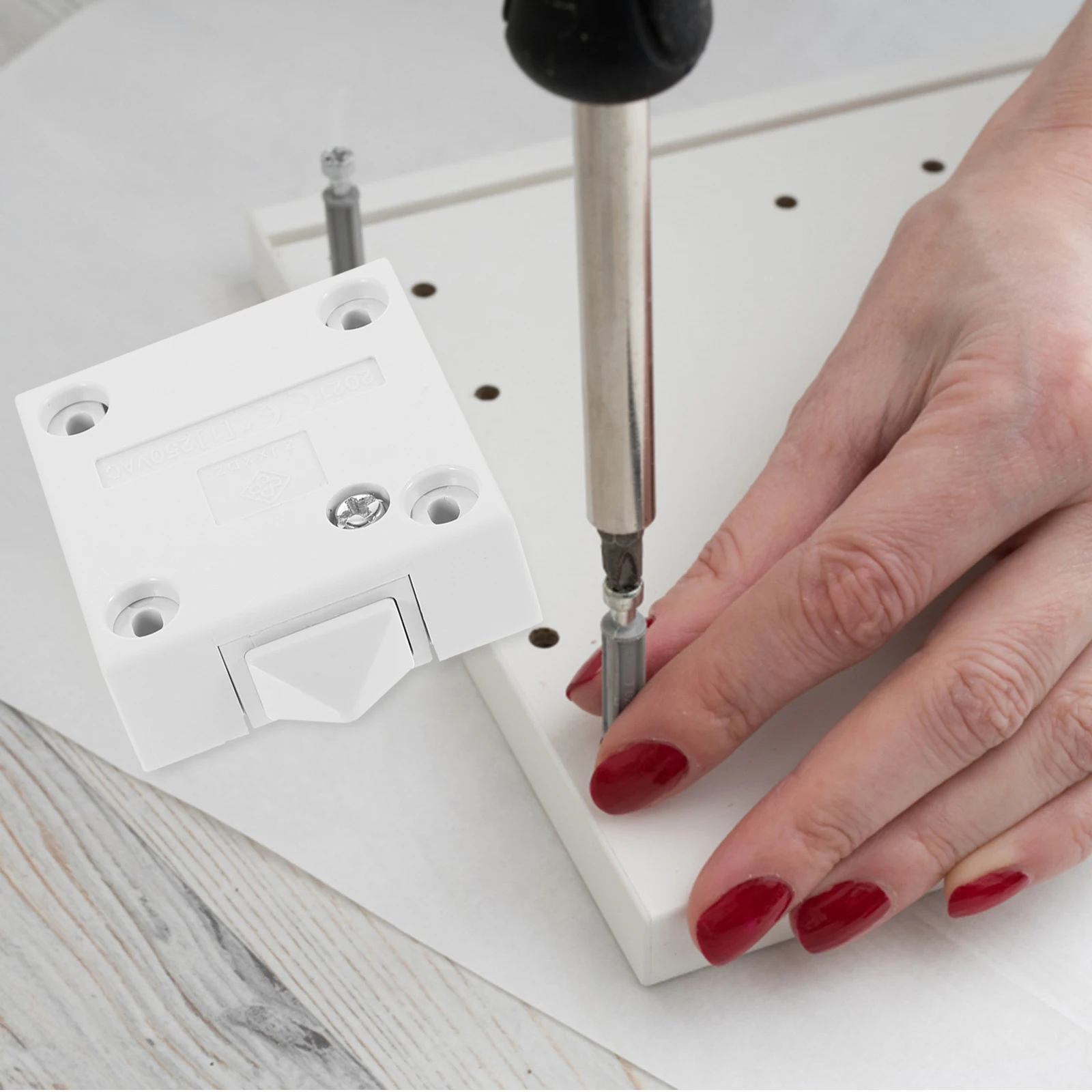 

Дверной переключатель с автоматическим включением и выключением, светильник для шкафа, шкафа, кладовой, сенсорный переключатель, огнестойкий, прочный электрический прибор для шкафа