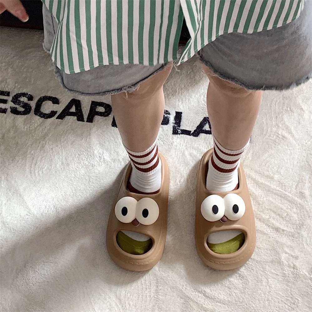 Women Indoor BathSlippers Big Eyes Decor Summer Casual Funny Soft Comfy Platform Beach Slides Non-slip Home Cute Multiple Colors