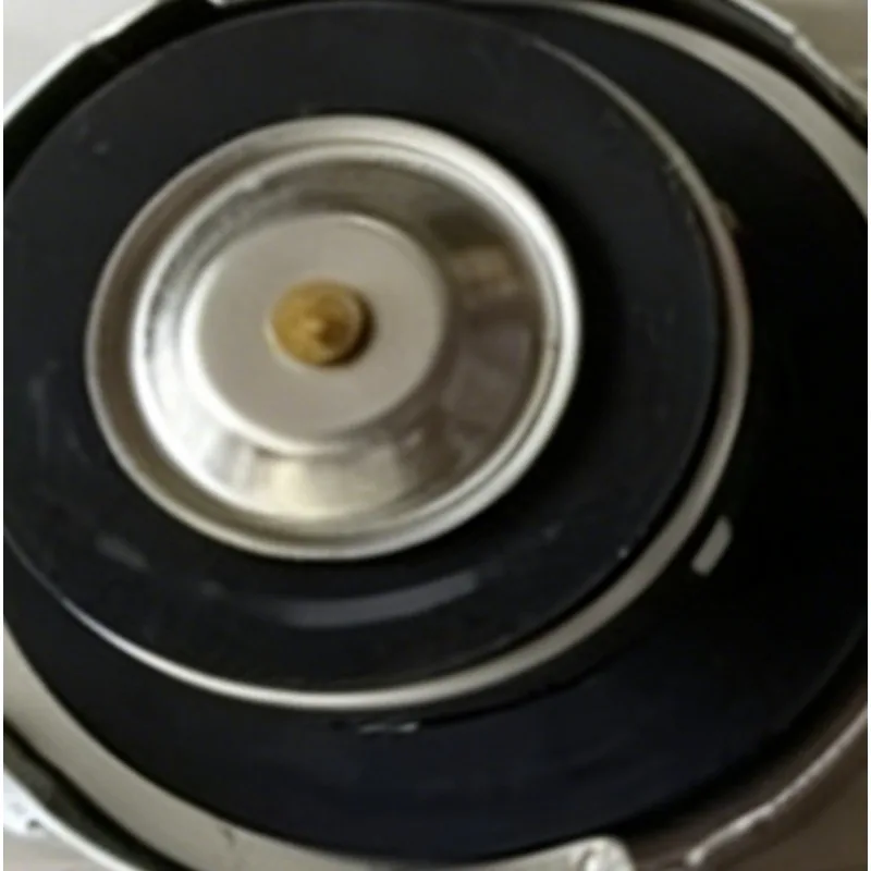 

Genuine 45137AE003 Radiator Cap for Subaru Forester Outback 2009 2010 2011 2012 2013 2014 2015