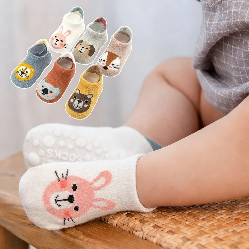 

6 пар/лот, новые противоскользящие детские носки с милым мультяшным принтом животных и букв, носки для малышей с резиновой подошвой, для мальчиков и девочек