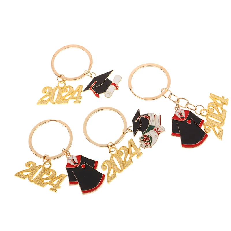 Golden 2024 Graduation Ceremony Keyring Cute Graduation Cap Diploma Baccalaureate Gown Keychain Commemoration Keychain