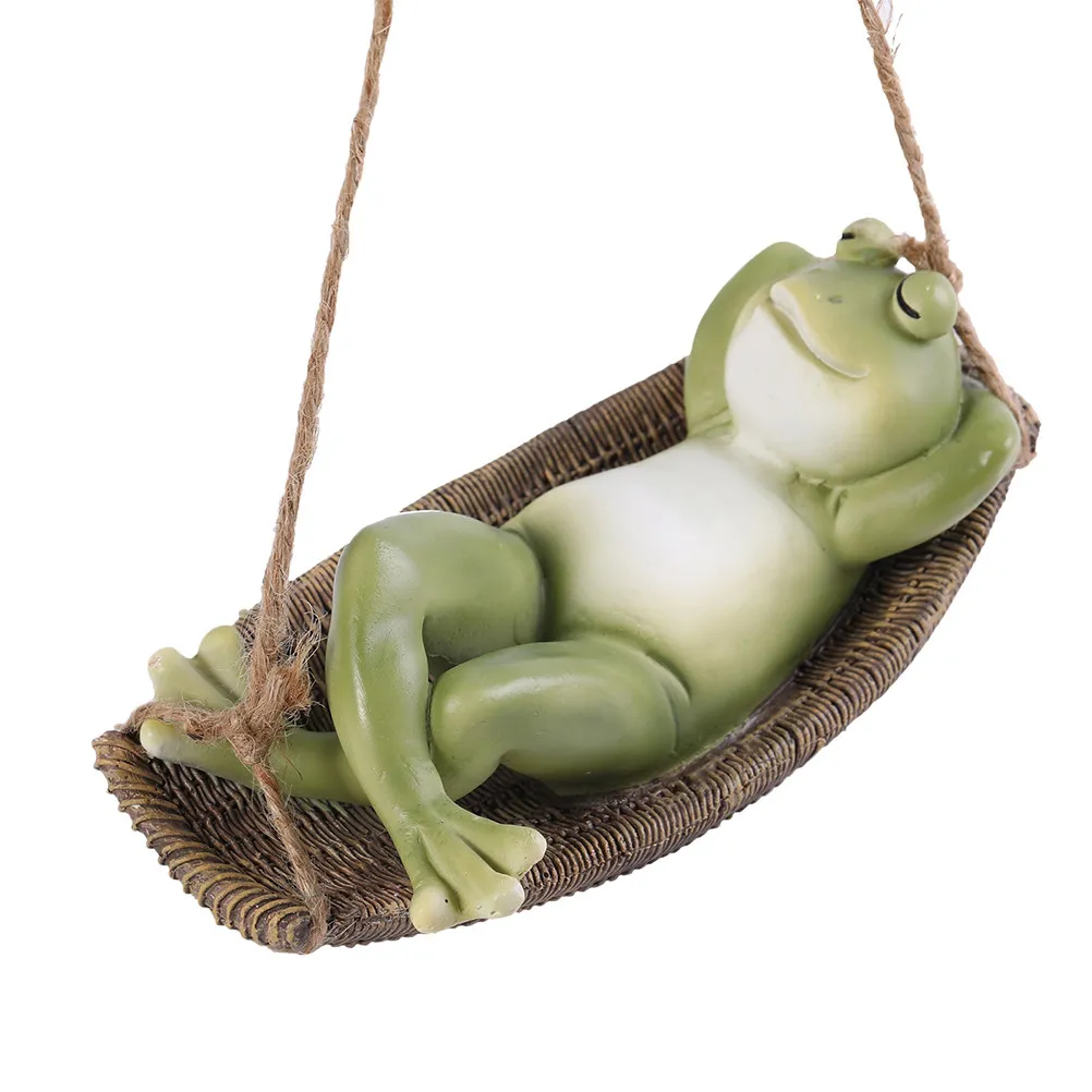 1Pcs Resin Green Frogs Swing Hanging Ornament Garden Yard Decor Outdoor Decoration Vibrant Charming Frogs Pendant Detail Crafted