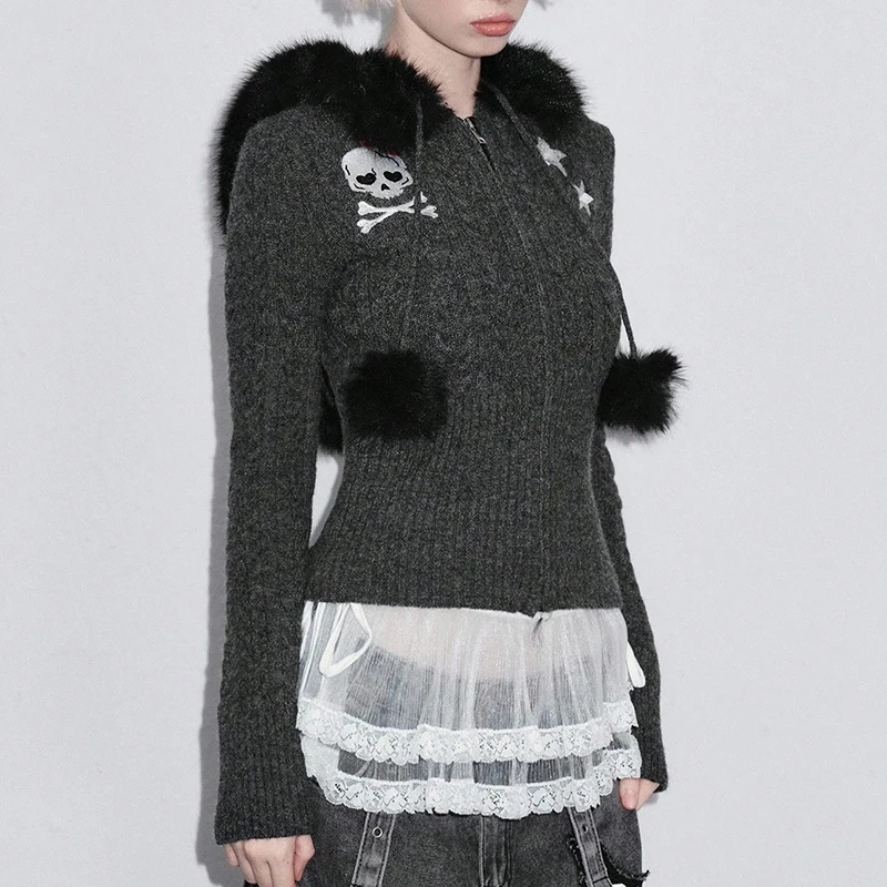 سترة محبوكة مزخرفة بياقة من الفرو للسيدات من Tik Tok بأكمام طويلة ومطرزة غير رسمية Y2K للتنقل على الطراز القوطي للفتيات