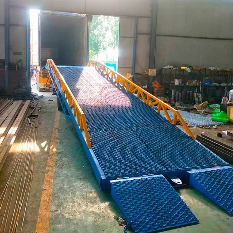 Container loading and unloading platform, forklift boarding bridge, warehousing and logistics vehicle tail plate