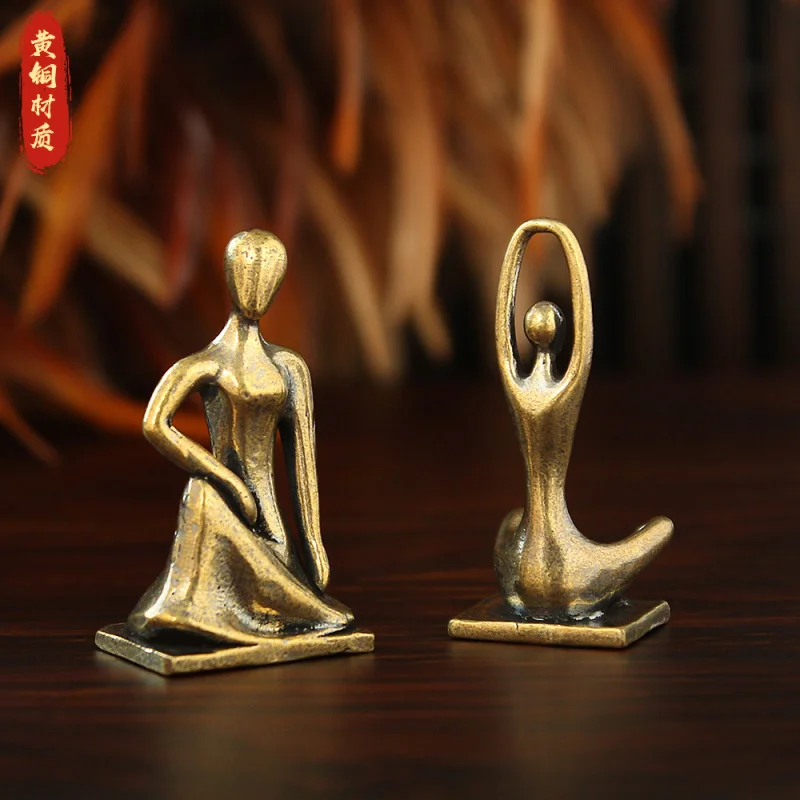 

Nordic Light Luxury Brass Figurine Living Room TV Background Cabinet Decoration Metal Craft Gift