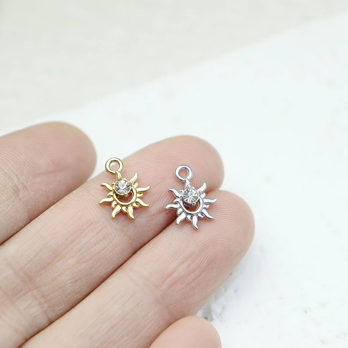 5pcs Stainless Steel Lovely Sun Fashion Jewelry Accessory Charms Pendant DIY Handcraft PVD Vacuum Plate Waterproof Antiallergic