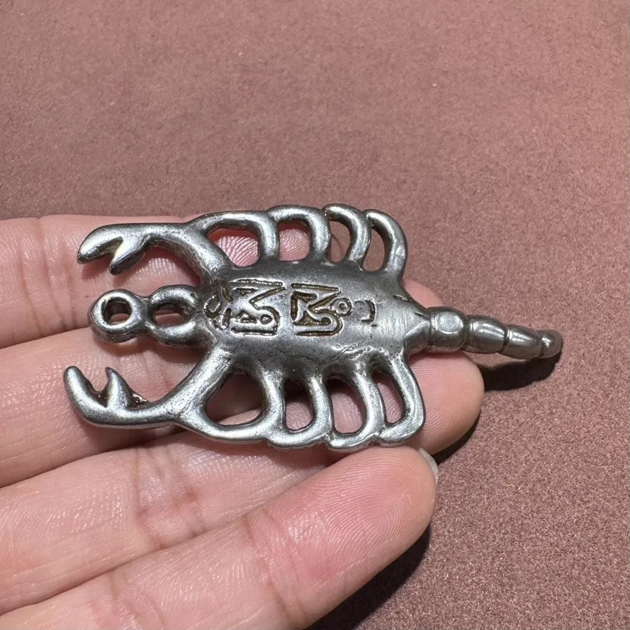 7.5cm Rare Old Tibet Meteorite Buddhism Scorpion Scripture Amulet Pendant