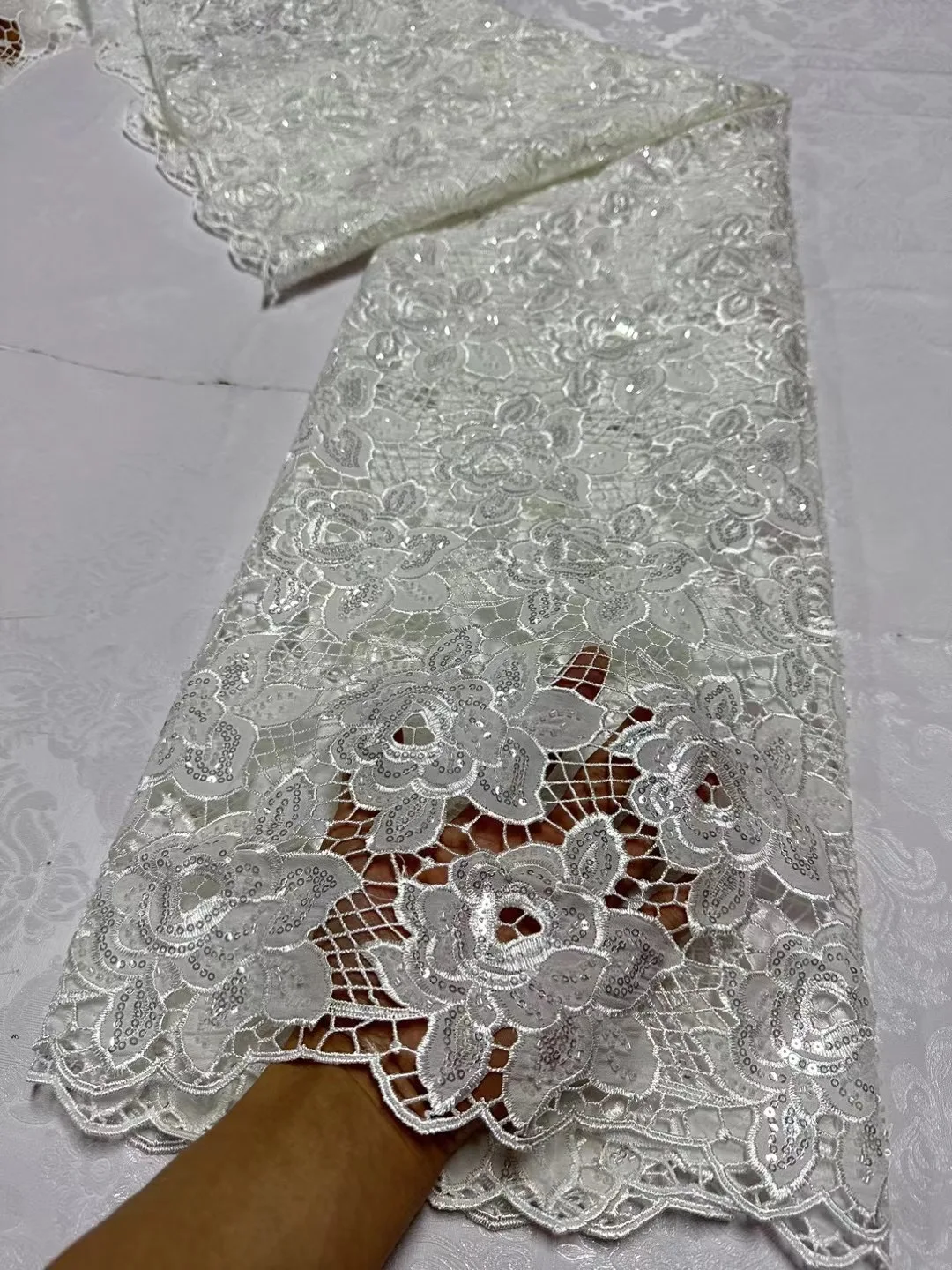 2024 African Cord Lace Fabric With Sequins Embroidery White Lace Nigerian Guipure Fabric Water Solouble Lace For Party Sew JL377