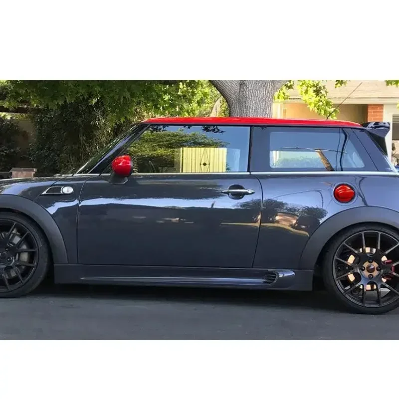 

For Mini LCI R55 R56 R57 R58 R59 Red Dry Carbon Fiber Fuel Cap Cover Trim exterior decoration modification Accessories