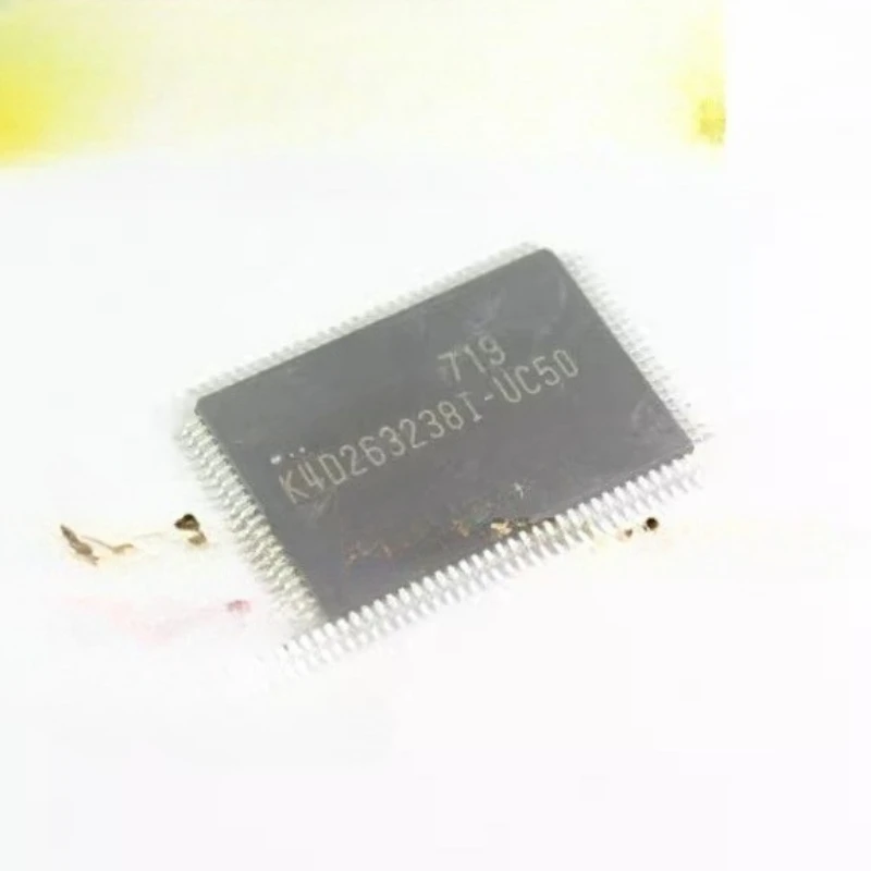 

2 шт./лот K4D263238I-UC50 DDR DRAM, 4MX32, 0,7 нс, CMOS, PQFP100, 20 X 14 мм, PITCH 0,65 мм, TQFP-100
